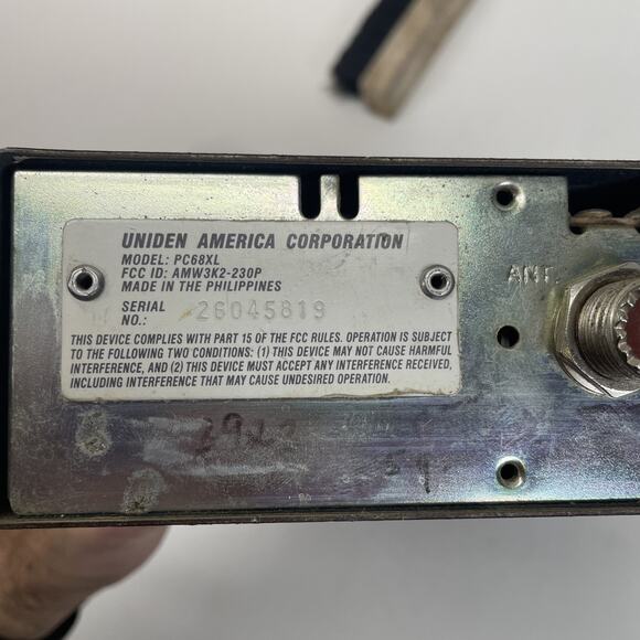 Vintage Uniden PC68XL 40CH CB Radio Powers On No mic - Picture 10 of 11